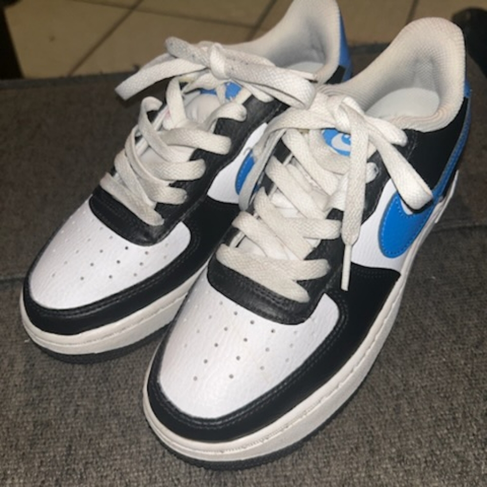 Jordan Black and Blue Sneakers Classic Athletic Design